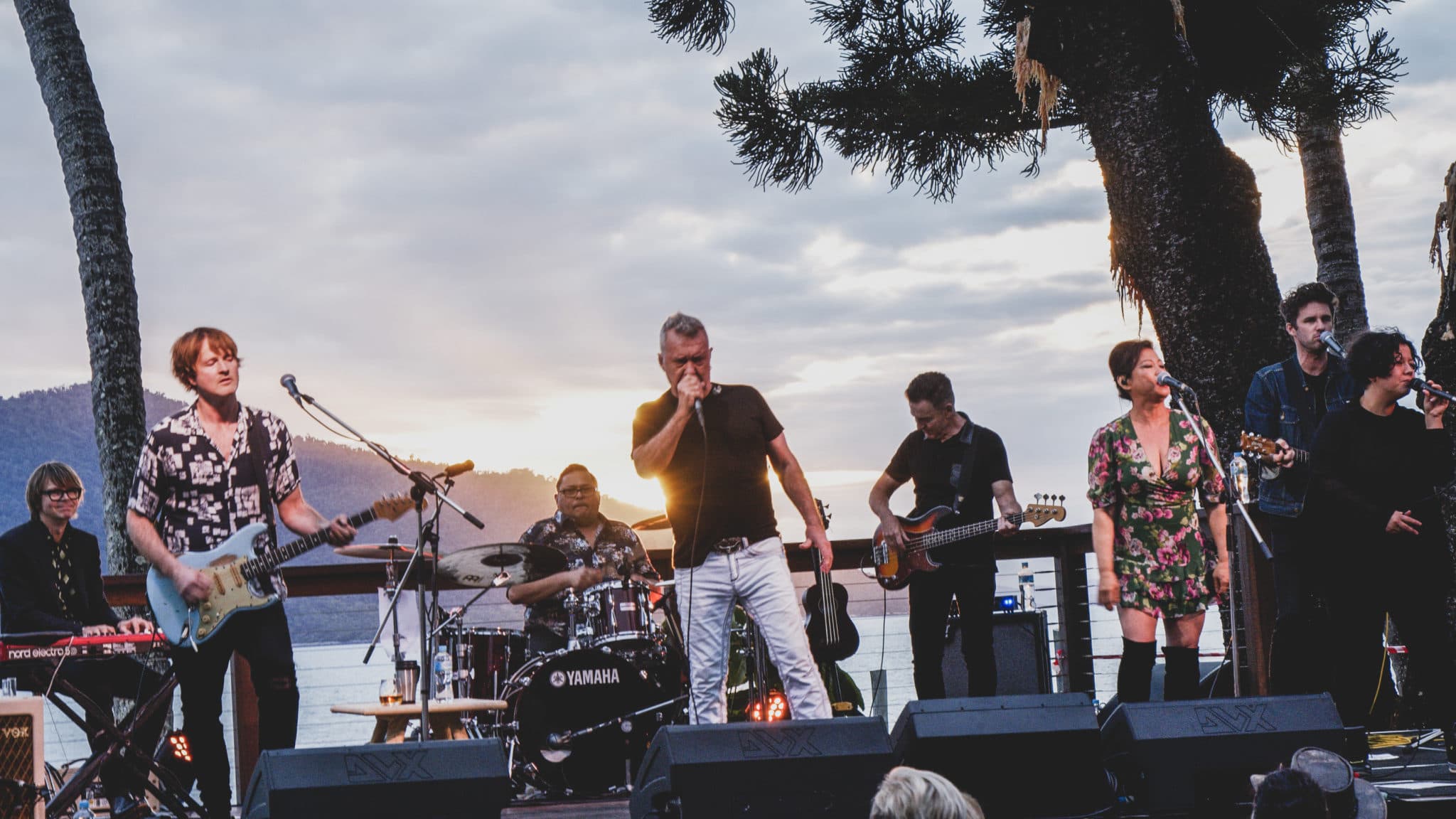 Cheryl Lee Reviews Music in Paradise