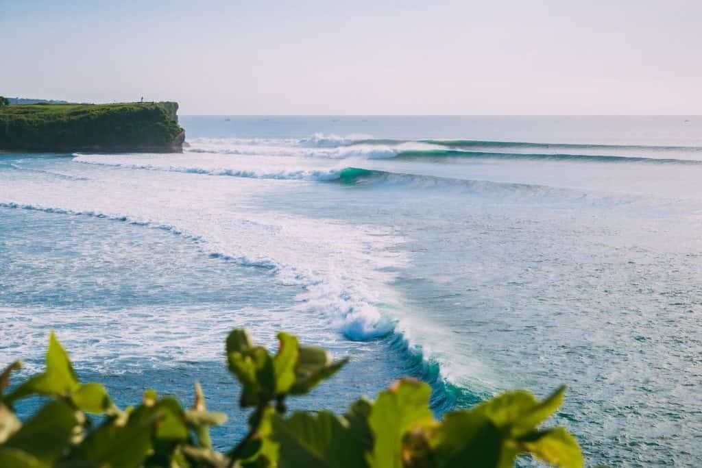 Balangan surf wave