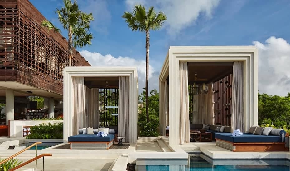 Omnia Bungalows plunge pools